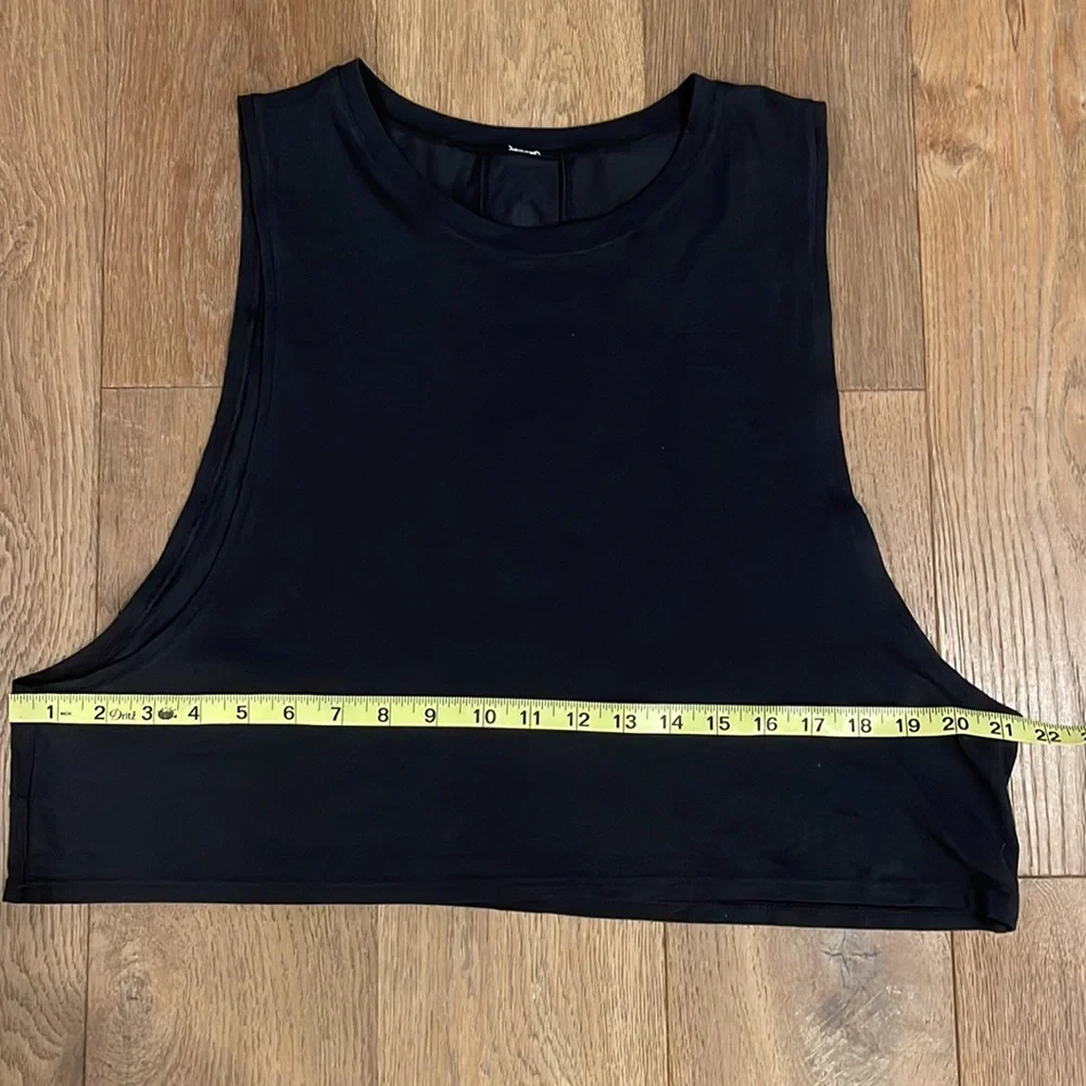 Lululemon Muscle Love Crop Tank - Picture 4 of 6